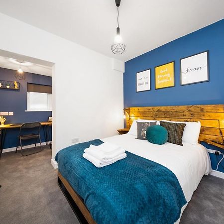 קובנטרי 7 Bedroom House Ensuite Rooms, Fully Equipped Kitchen, Free Wifi, Tvs In All Rooms City Centre Close To A46 Inspire Homes מראה חיצוני תמונה