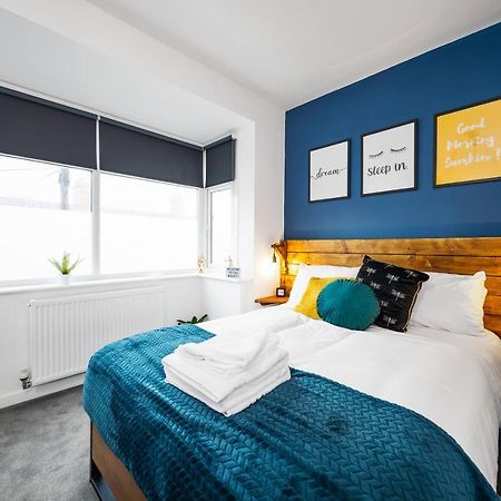 קובנטרי 7 Bedroom House Ensuite Rooms, Fully Equipped Kitchen, Free Wifi, Tvs In All Rooms City Centre Close To A46 Inspire Homes מראה חיצוני תמונה