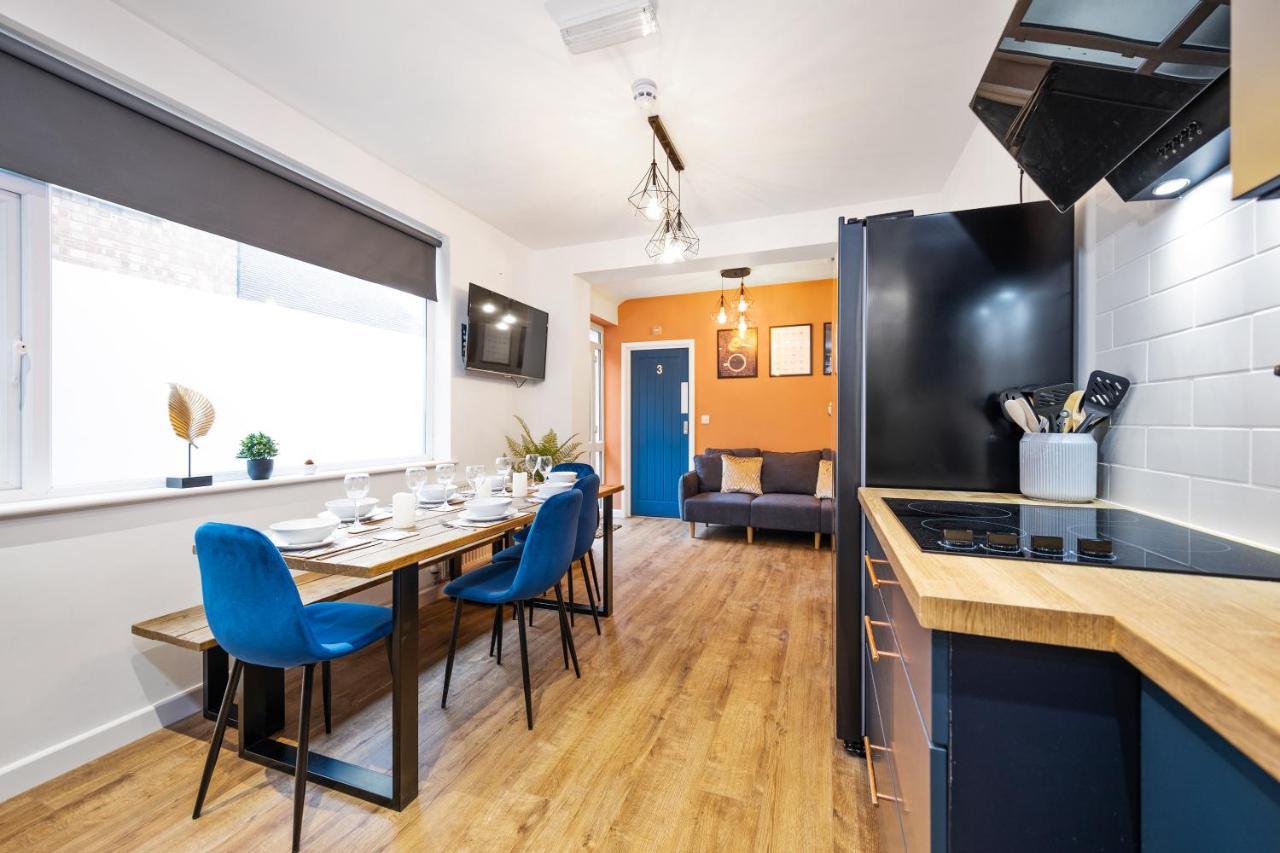 קובנטרי 7 Bedroom House Ensuite Rooms, Fully Equipped Kitchen, Free Wifi, Tvs In All Rooms City Centre Close To A46 Inspire Homes מראה חיצוני תמונה
